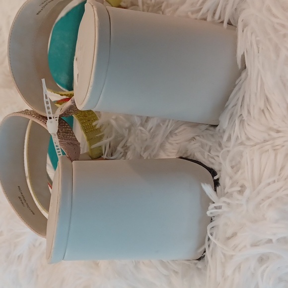 KARL LAGERFELD PARIS Women's Rickie Slip On Rhinest Embellished Dress Sandal 11M - Picture 14 of 16